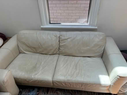 Photo of free Freedom couch, leatherworld couches (Leichhardt) #2