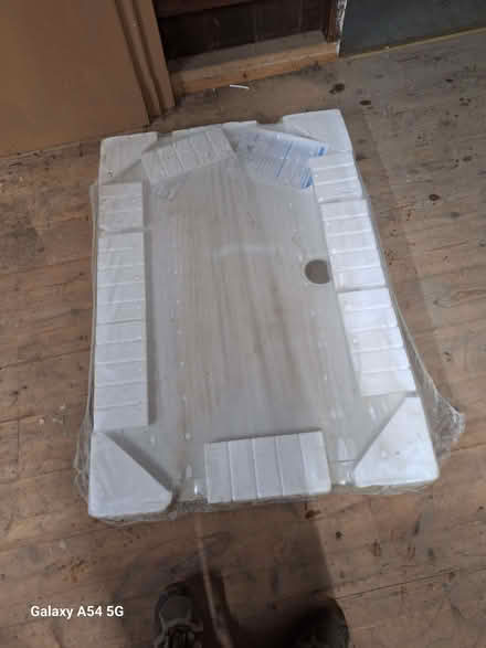 Photo of free Ceramic Shower tray (Hyde GL6) #1