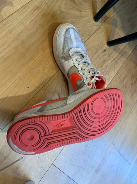 Photo of free Men’s Nike Airforce, size 9 (TW12 (Hampton)) #2