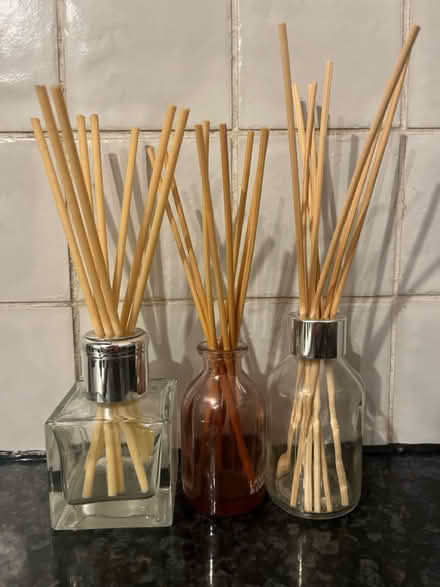 Photo of free Empty Glass Diffuser & Reed’s (Mitcham CR4) #1