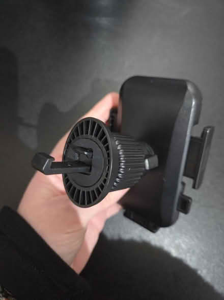 Photo of free Car phone holder (Canvey Island, SS8) #2