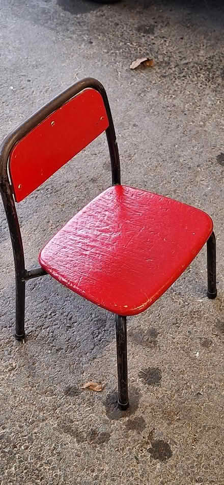 Photo of free Child-Size Chair (Malvern WR14) #2