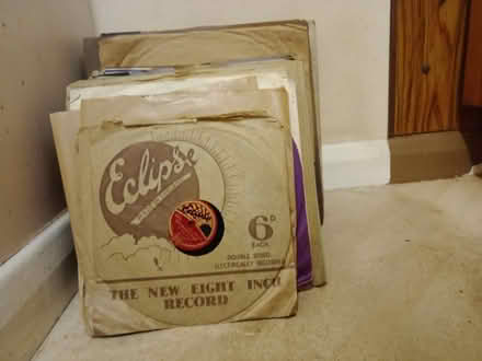 Photo of free 78rpm Records (Church Crookham GU52) #1