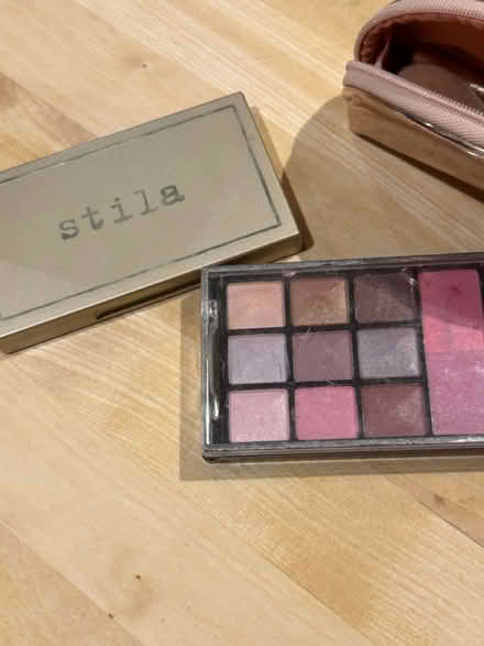 Photo of free Selection of makeup (Streatham Hill) #1