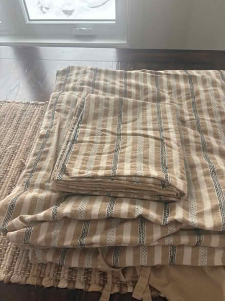 Photo of free Queen duvet with shams (Kanata Lakes) #1