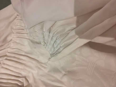 Photo of free White patterned curtains (E14 9FE) #1