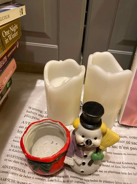 Photo of free Christmas plastic candles and pot (AL4, St albans) #1