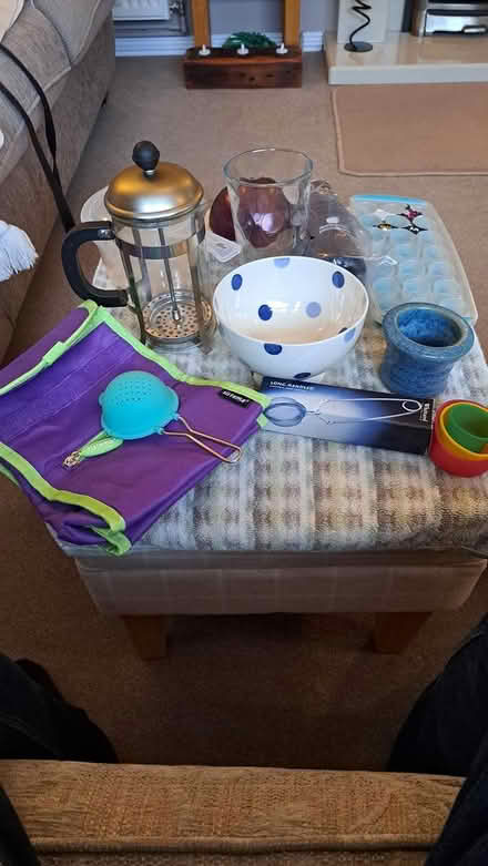 Photo of free Job lot kitchen items (Littlehaven) #1