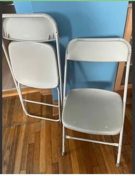 Photo of free Folding chairs (Somerville, Spring Hill) #1