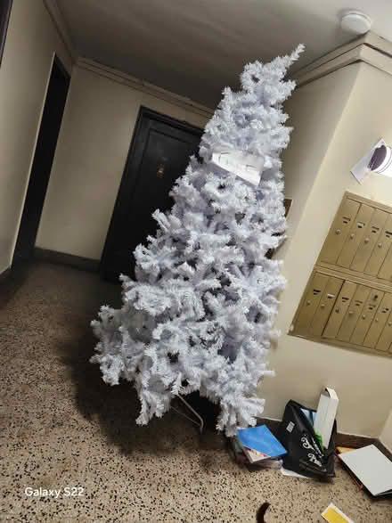 Photo of free 6 1/2 or 7 ft white Christmas tree (Jamaica new york) #1