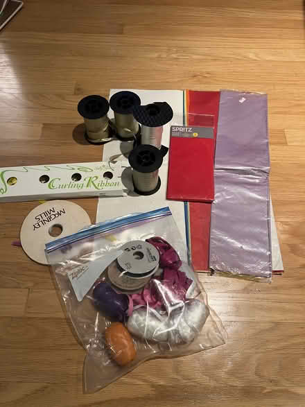 Photo of free Assorted wrapping supplies (Midtown Palo Alto) #1