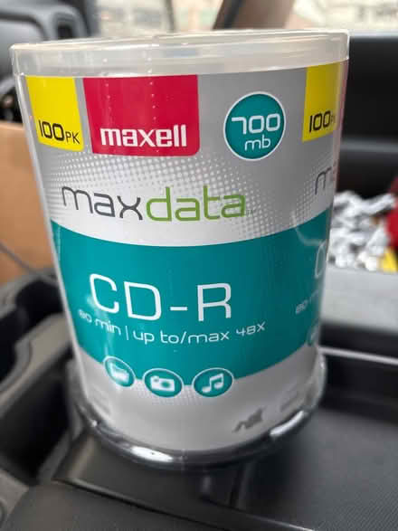 Photo of free cd-r (141 Fairfield Dr) #1