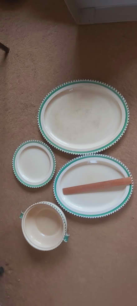 Photo of free 1930s/40s hand painted crockery (Ramsden Heath CM11) #1