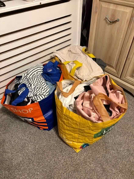 Photo of free Women’s clothes (HP2) #1