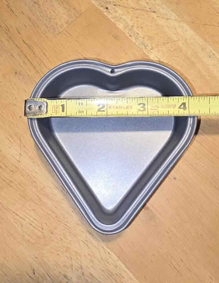 Photo of free Valentine hearts Cookwaare (Bellflower) #2