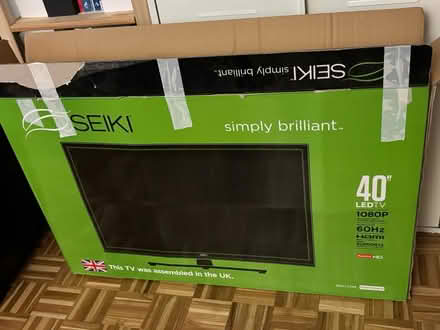 Photo of free 40’’ led tv (SW18) #1