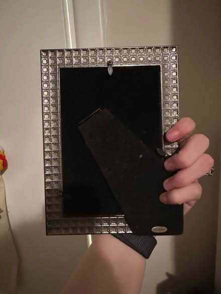 Photo of free Picture frame 10x15cm (Hammersmith W6) #2