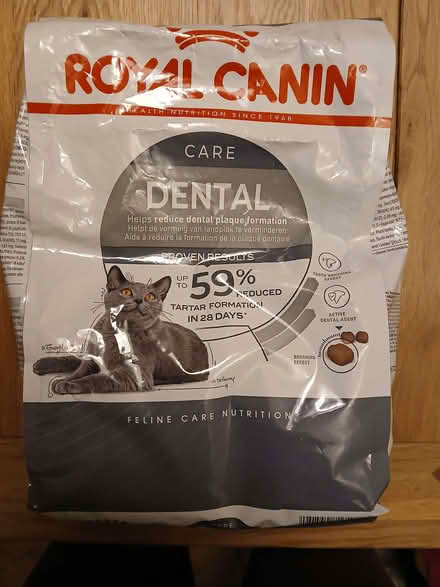Photo of free Cat Biscuits (Bussage GL6) #1