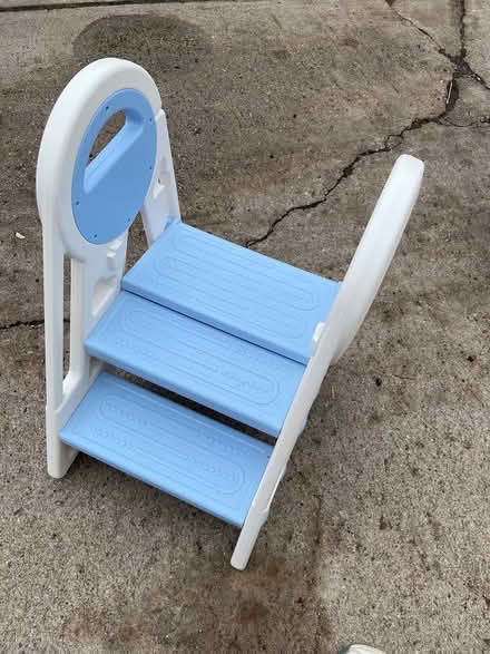 Photo of free Plastic stepstool (Oradell) #2