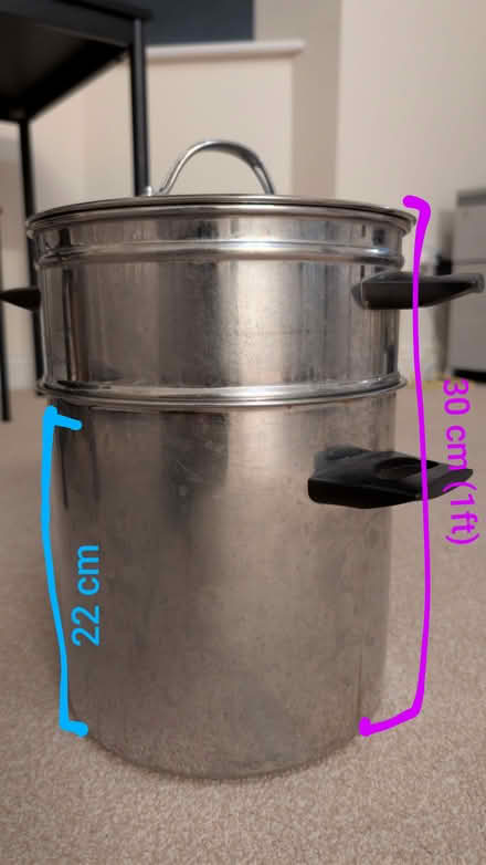 Photo of free Stock pot with strainer (Central Reading RG1) #1