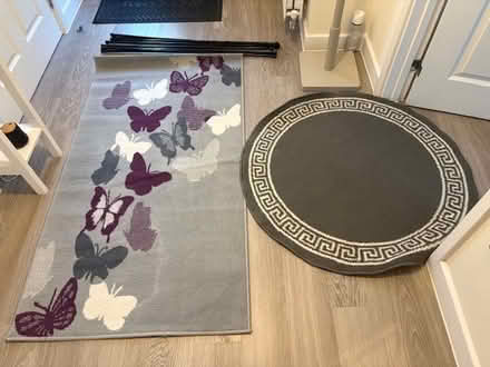 Photo of free x2 mats and curtains rods (Stanford-Le-Hope SS17) #1