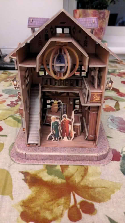 Photo of free Harry Potter Cardboard Model House (BN8) #2