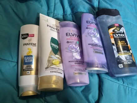 Photo of free Collection of partly used shampoo/conditioner and body wash (HA0) #1