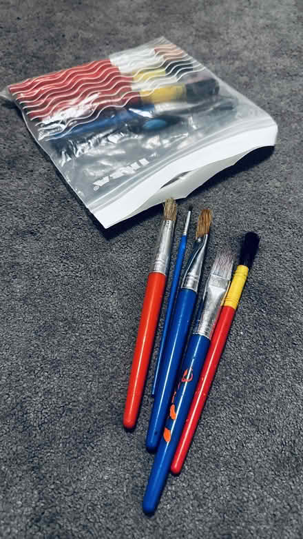 Photo of free Kids painting brushes (Wickford/Runwell SS11) #1