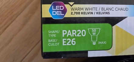 Photo of free Non dimmable led lightbulbs (Montreal road and St Laurent) #2