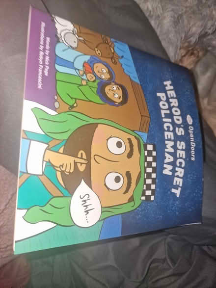 Photo of free Book for children (High Wycombe HP11) #1