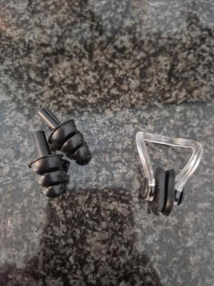 Photo of free Swimming nose clip and earplugs (SE10) #1