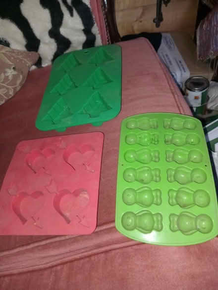 Photo of free Ch9colate moulds (Ba2 6SN) #1