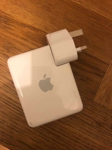 Photo of free Apple plug/ WiFi adapter extender (Bromley BR1) #3