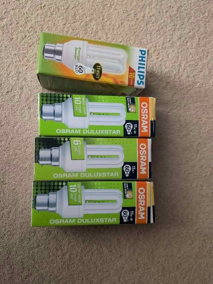 Photo of free 4 unused energy saving lamps (Amersham HP6) #1