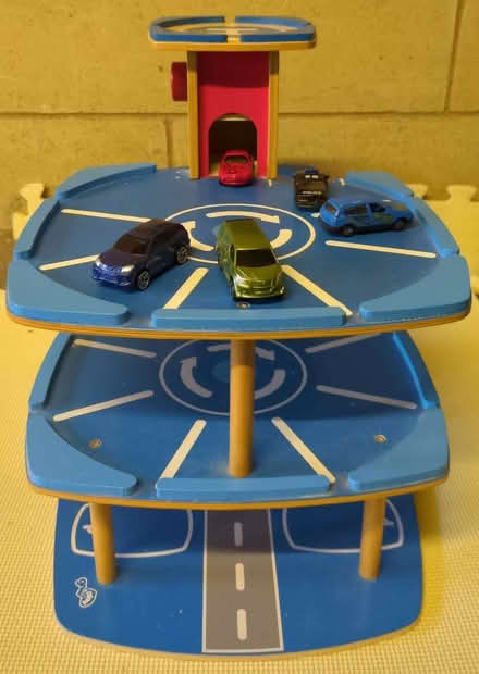 Photo of free Wooden toy multi-storey car park (Lambridge) #3