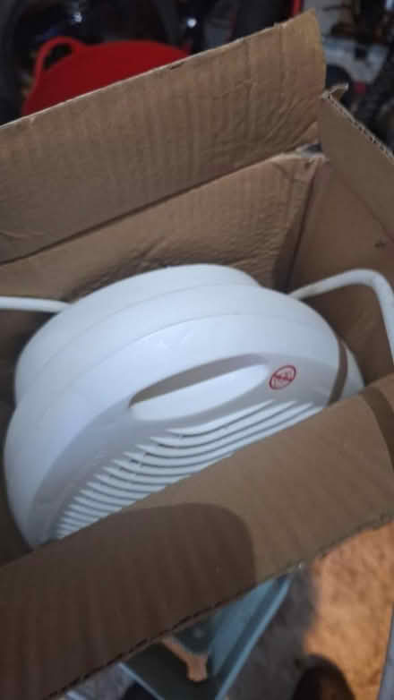 Photo of free Fan heater (Sheffield hackenthorpe S12) #3