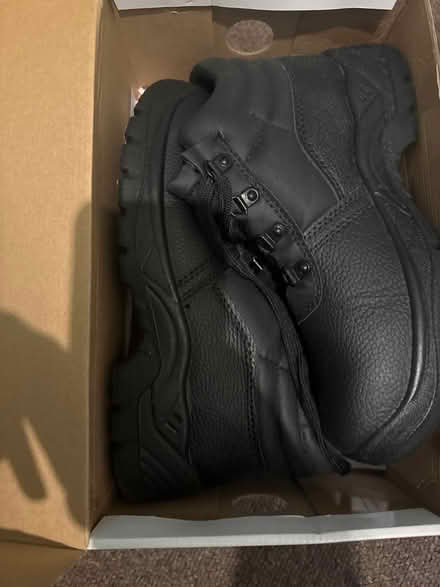Photo of free Safety boots still new (West drayton UB7) #1