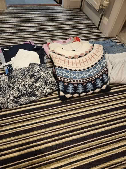 Photo of free Selection of Women's Clothes (BT10) #1