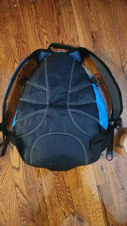Photo of free High Sierra backpack - last call (E12th ave S - 11229) #2