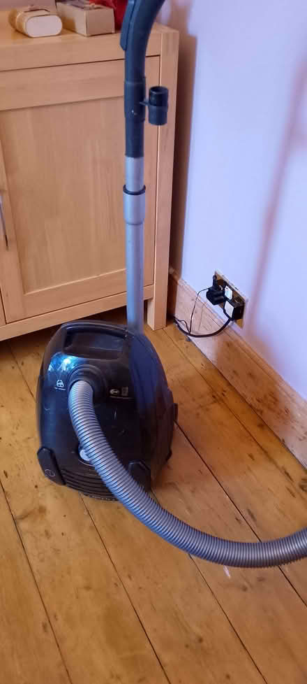 Photo of free AEG vx6 X force vacuum cleaner (IP4) #1