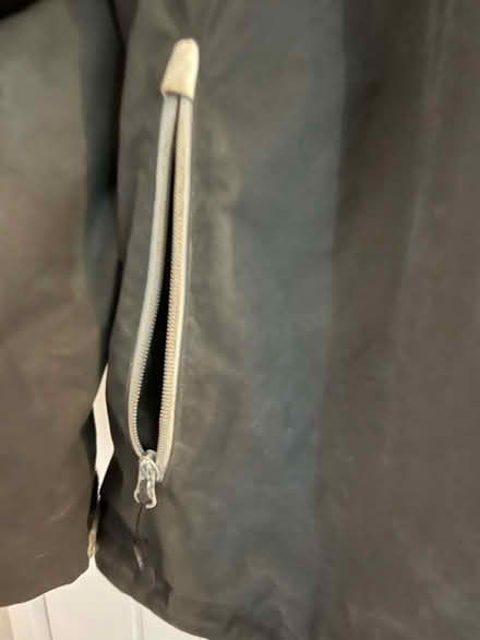 Photo of free Men’s XL Gill Jacket (Titchfield Common PO14) #3