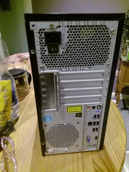 Photo of free Windows 10 Desktop Computer (Walton on the Hill L4) #3