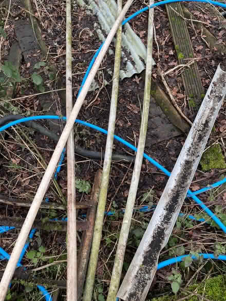 Photo of free 4 lengths of 1 1/4 waste pipe (Dunsden Green RG4) #1