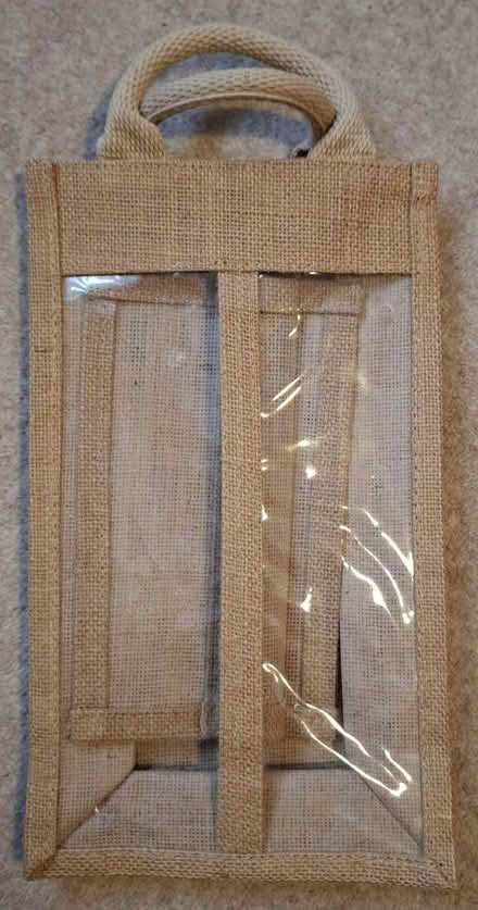 Photo of free wine bottle hessian gift bag (Windlesham (GU20)) #1