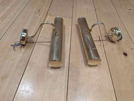 Photo of free 2 gold picture wall lights (Wimbledon Park (SW19)) #1
