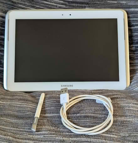 Photo of free Samsung Galaxy NOTE 10.1 Tablet (Gleadless S14) #4