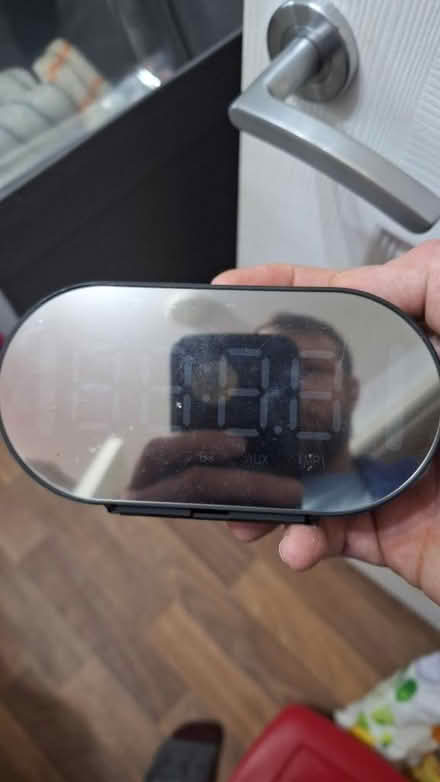 Photo of free Clock radio bluetooth usbcharging (hackenthorpe S12) #1