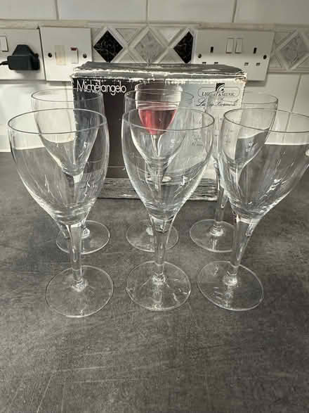 Photo of free Set of 6 vintage wine glasses (East molesey) #1
