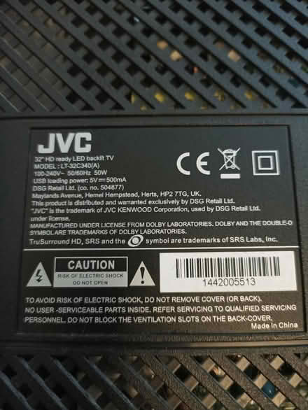 Photo of free LED TV + wall mount holder (Richmond upon Thames TW10) #2