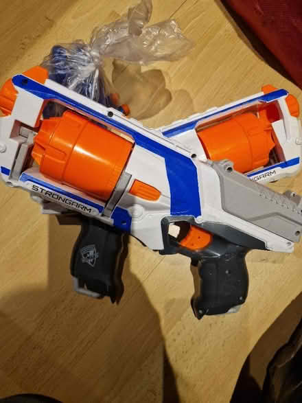 Photo of free LOOK Nerf Guns x 2 & pellets (Linden GL1) #1
